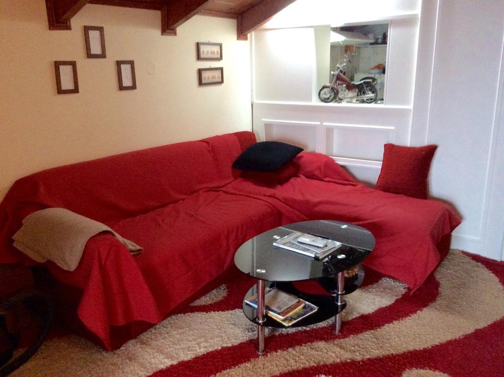 Apartamento Gerani Vasilikí Habitación foto